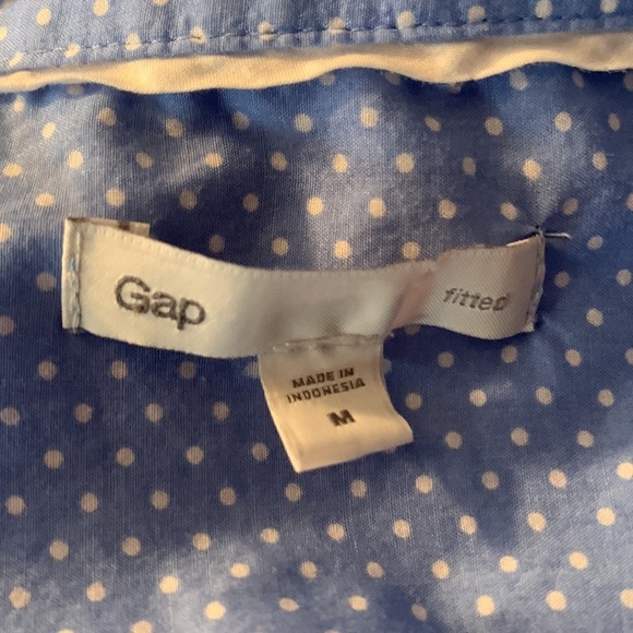 Gap Fitted Blue and White Polka Dot Button Down - Picture 11 of 13